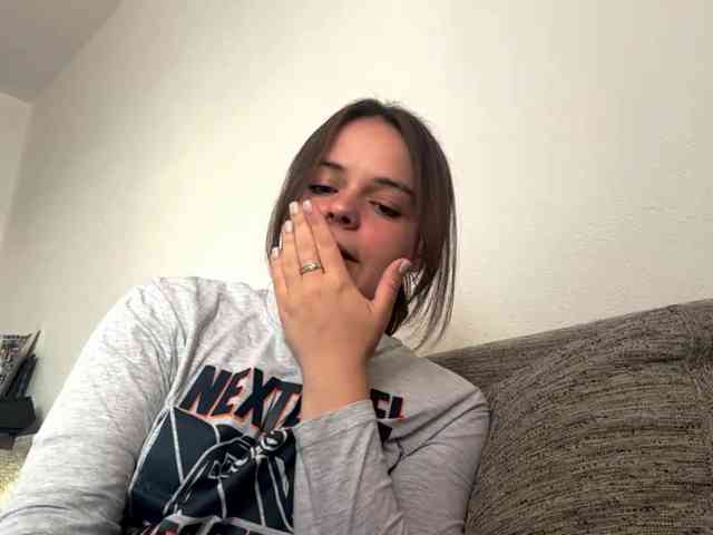 EsterGreenley webcam