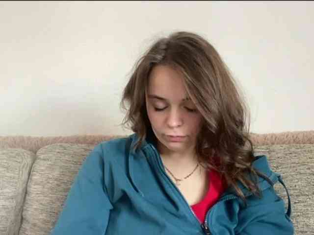 EsterGreenley webcam