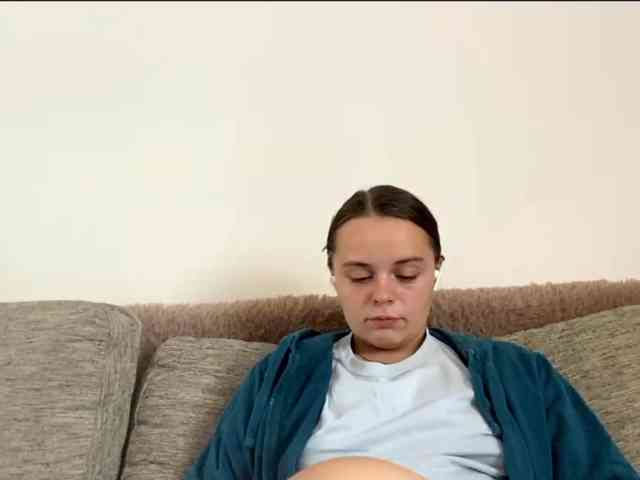 EsterGreenley webcam