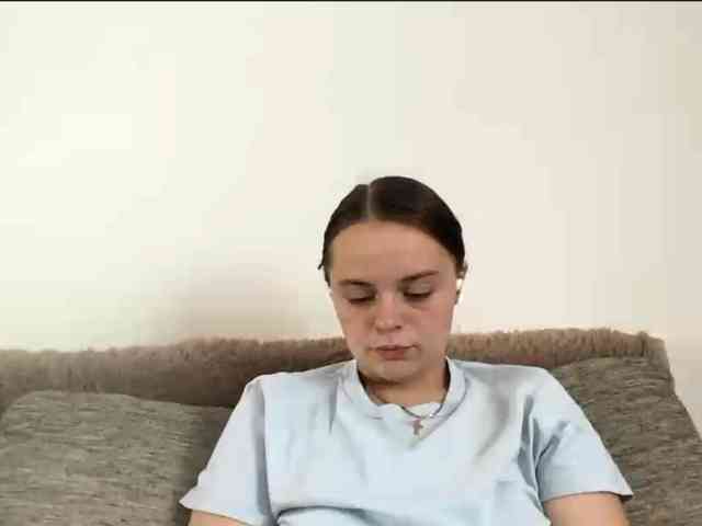EsterGreenley webcam