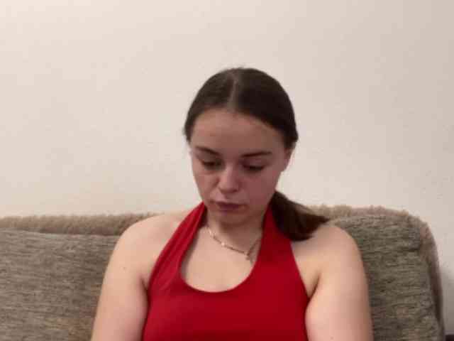 EsterGreenley webcam