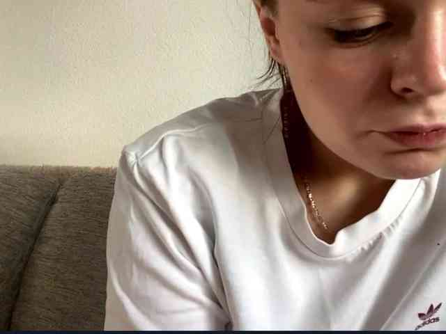 EsterGreenley webcam