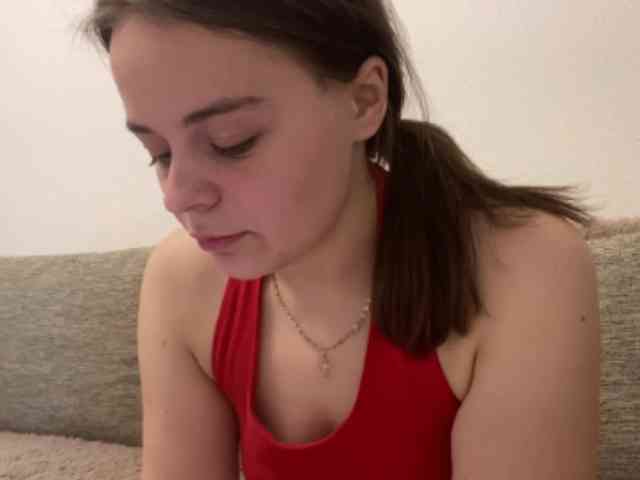 EsterGreenley webcam
