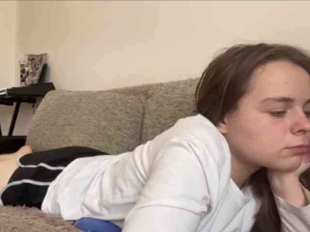 EsterGreenley webcam