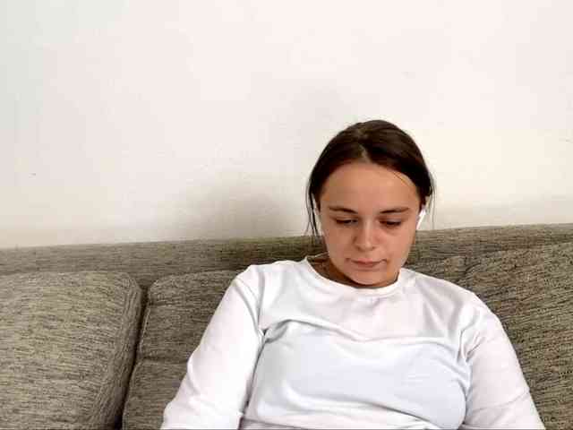 EsterGreenley webcam