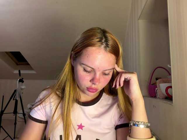 LollyDrill live cam