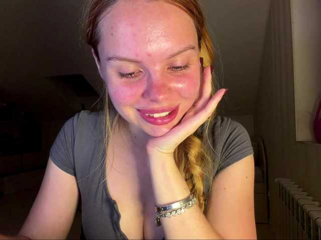 HoneyAmberi live cam on BongaCams