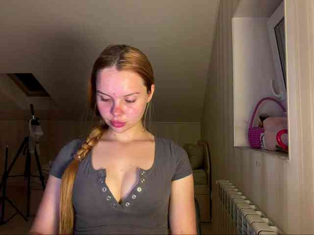 HoneyAmberi webcam