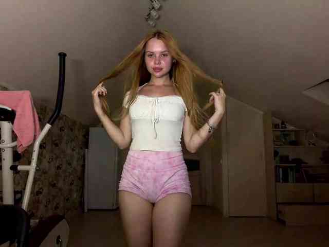 HoneyAmberi webcam