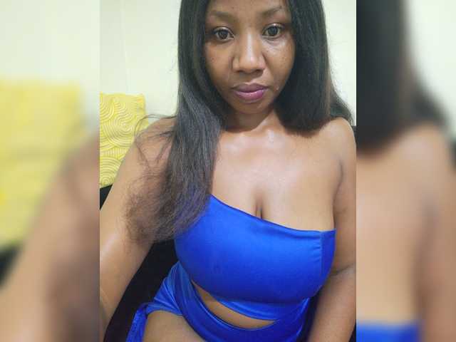 BigAfricanMelons live cam on BongaCams