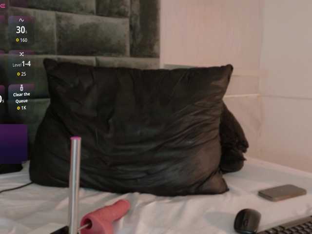 Alanna-Spencerr live cam on BongaCams