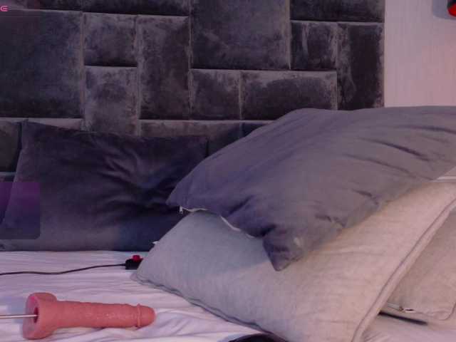 Alanna-Spencerr live cam on BongaCams