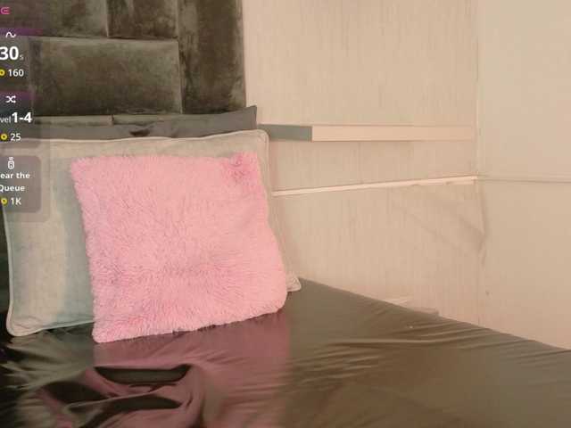 Alanna-Spencerr live cam on BongaCams