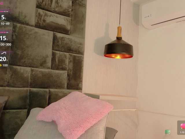 Alanna-Spencerr live cam on BongaCams