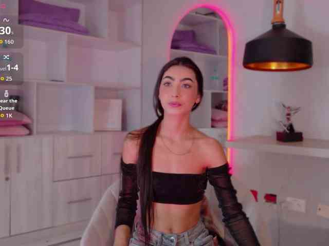 Alanna-Spencerr webcam