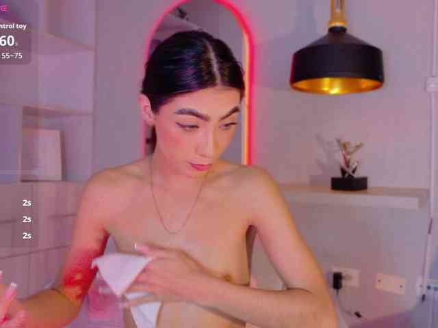 Alanna-Spencerr webcam