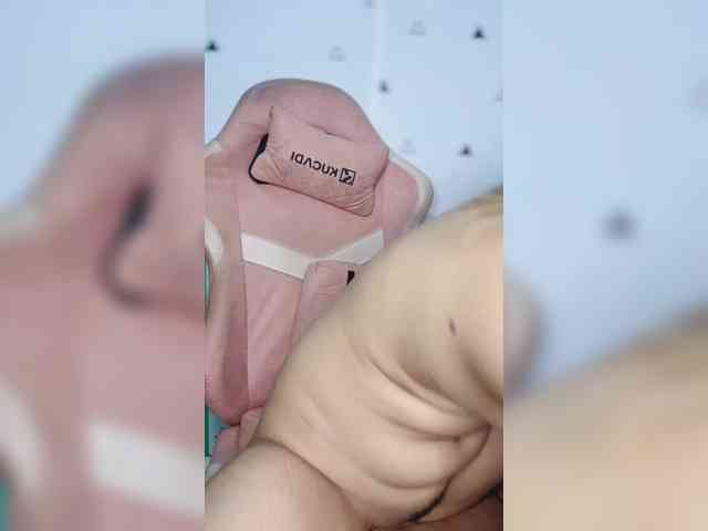 adell69 webcam