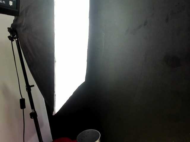AnttonellaLee live cam on BongaCams
