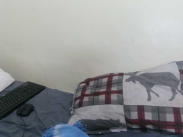 Shes-sexy live cam on BongaCams