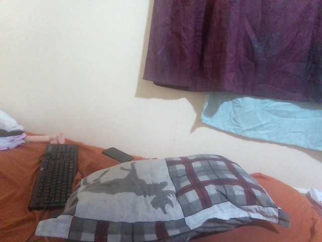 Shes-sexy live cam on BongaCams