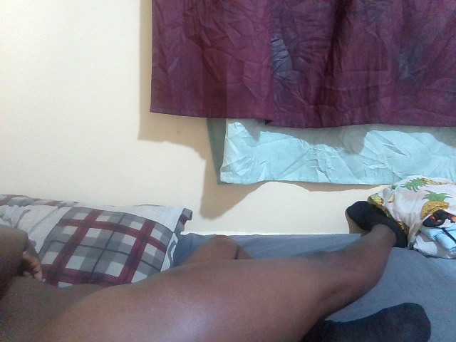 Shes-sexy live cam on BongaCams