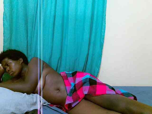 Shes-sexy webcam