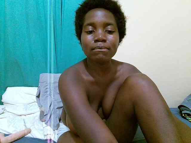 Shes-sexy webcam