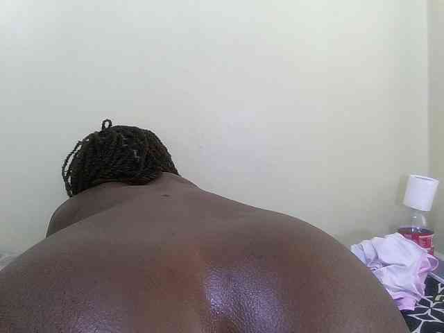 Shes-sexy webcam
