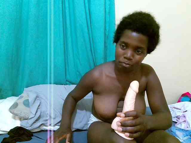 Shes-sexy webcam
