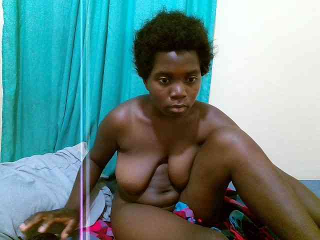 Shes-sexy webcam