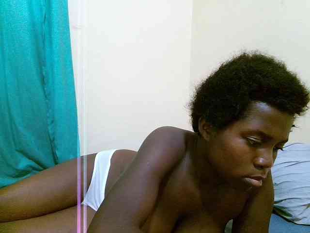 Shes-sexy webcam