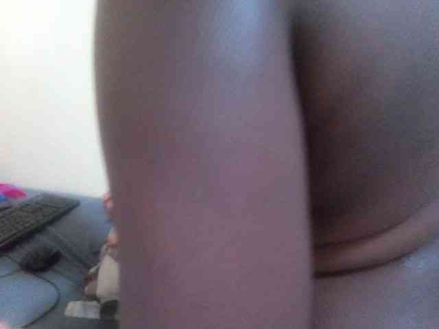 Shes-sexy webcam