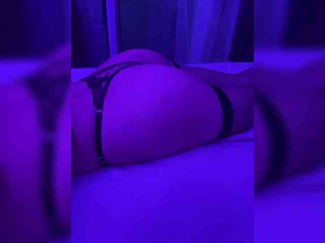 sweettrow1 webcam