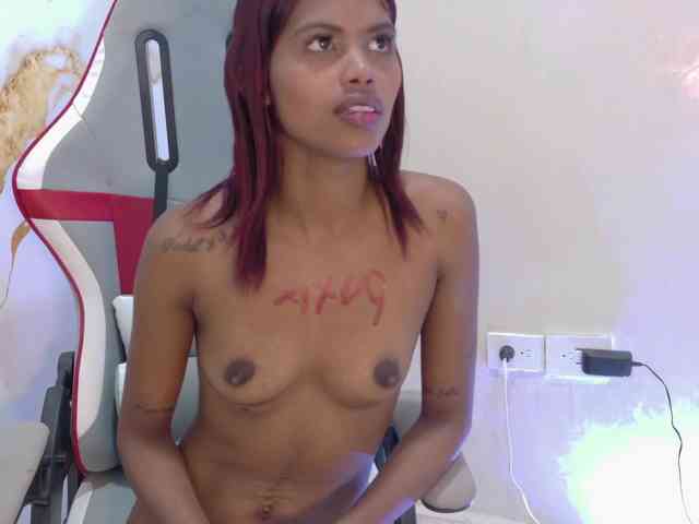 Tamara-foxter webcam