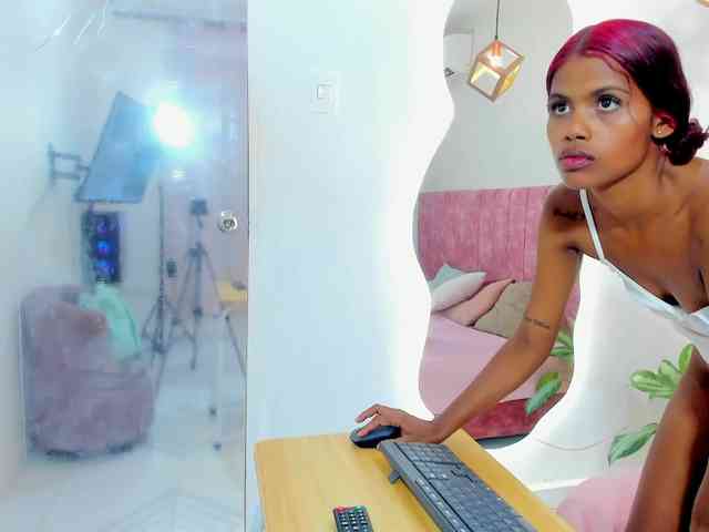 Tamara-foxter webcam