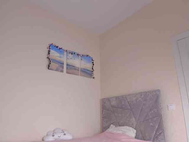 SofyMae webcam
