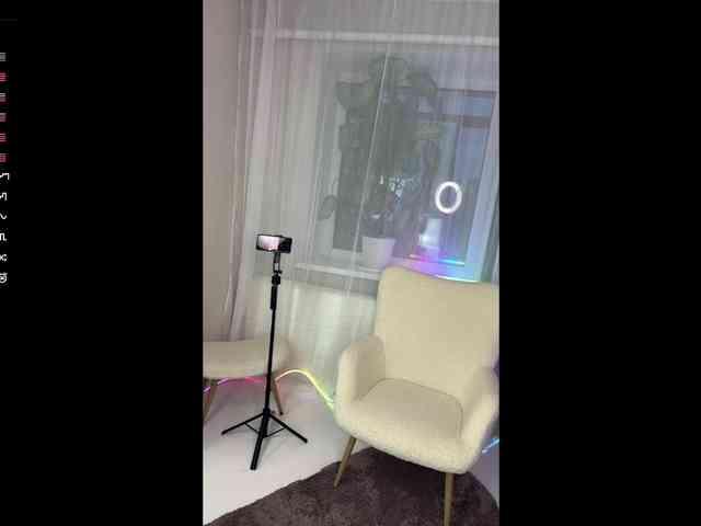 ZlataPeach webcam