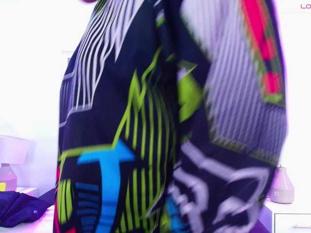Sharick-0409 live cam on BongaCams