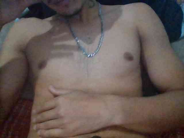 Luanzin061 Live Webcam on BongaCams
