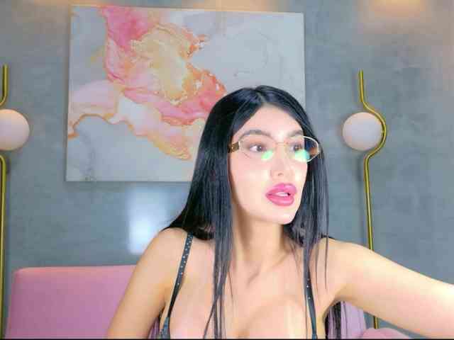 nazaninh webcam