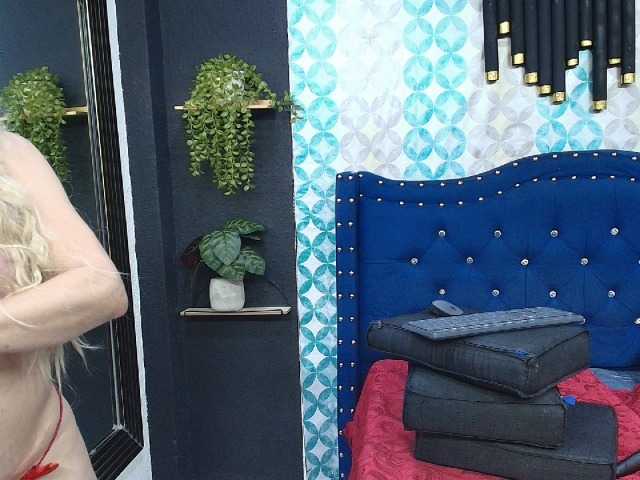 ciccioline-rose-red live cam preview