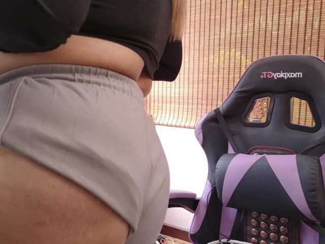 CarolMissoficial live cam on BongaCams