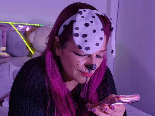 CarolMissoficial live cam on BongaCams