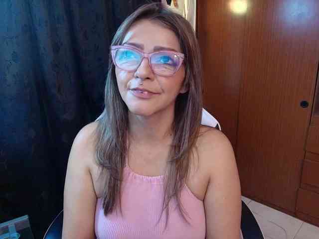 CarolMissoficial webcam
