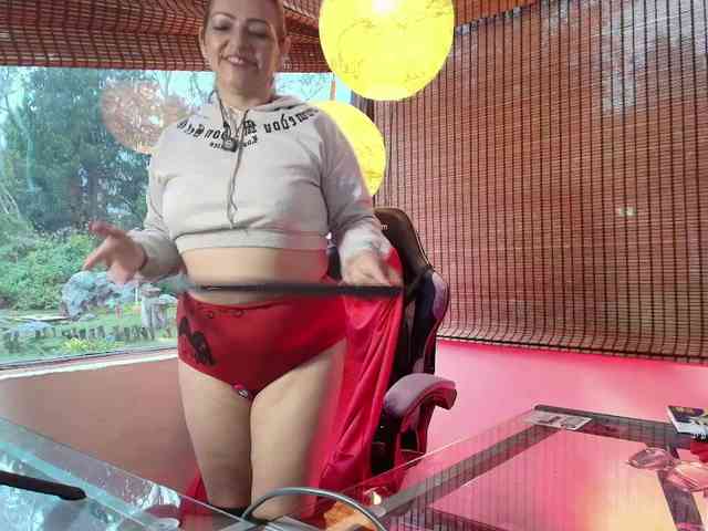 CarolMissoficial webcam
