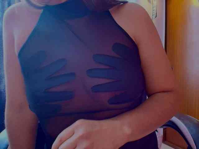 CarolMissoficial webcam