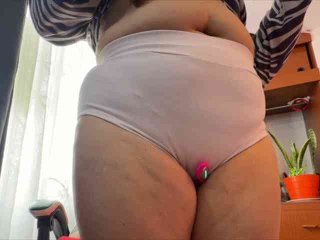 CarolMissoficial webcam