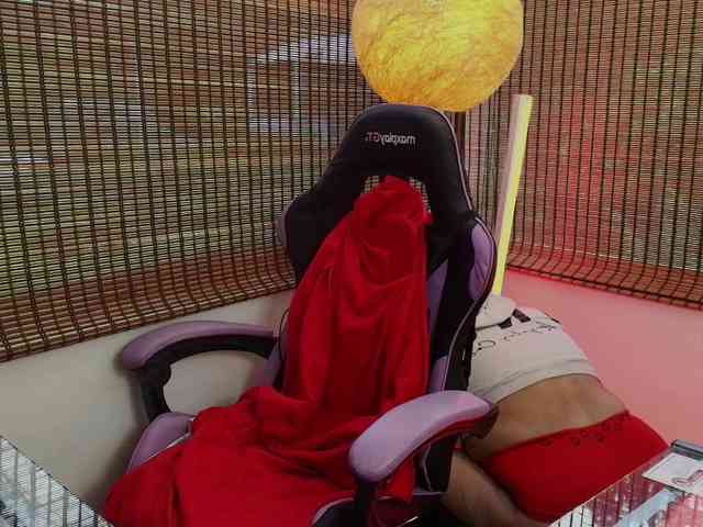 CarolMissoficial webcam