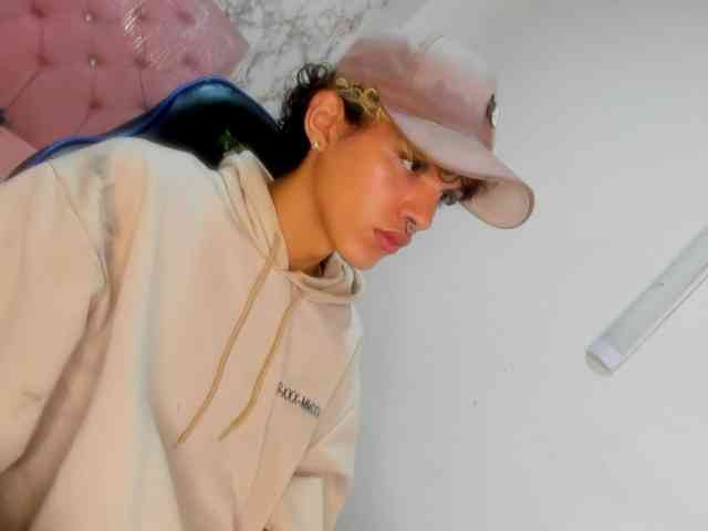 Evonny-Love