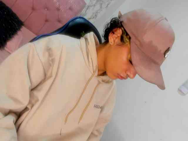 Evonny-Love